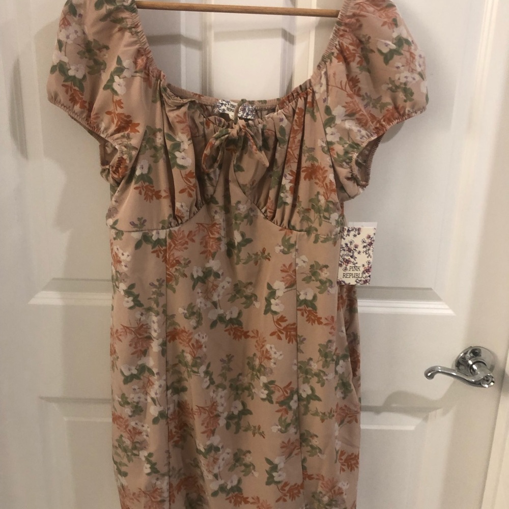 Pink Republic Pink Floral Dress with Puff Cap Sleeves - Picture 12 of 15